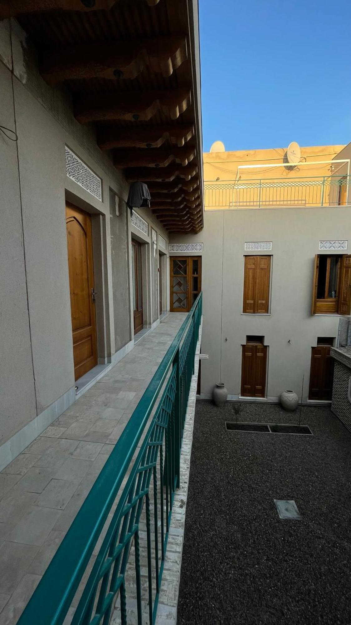 Mahbubakhon Guest House In Old City Buxoro Luaran gambar