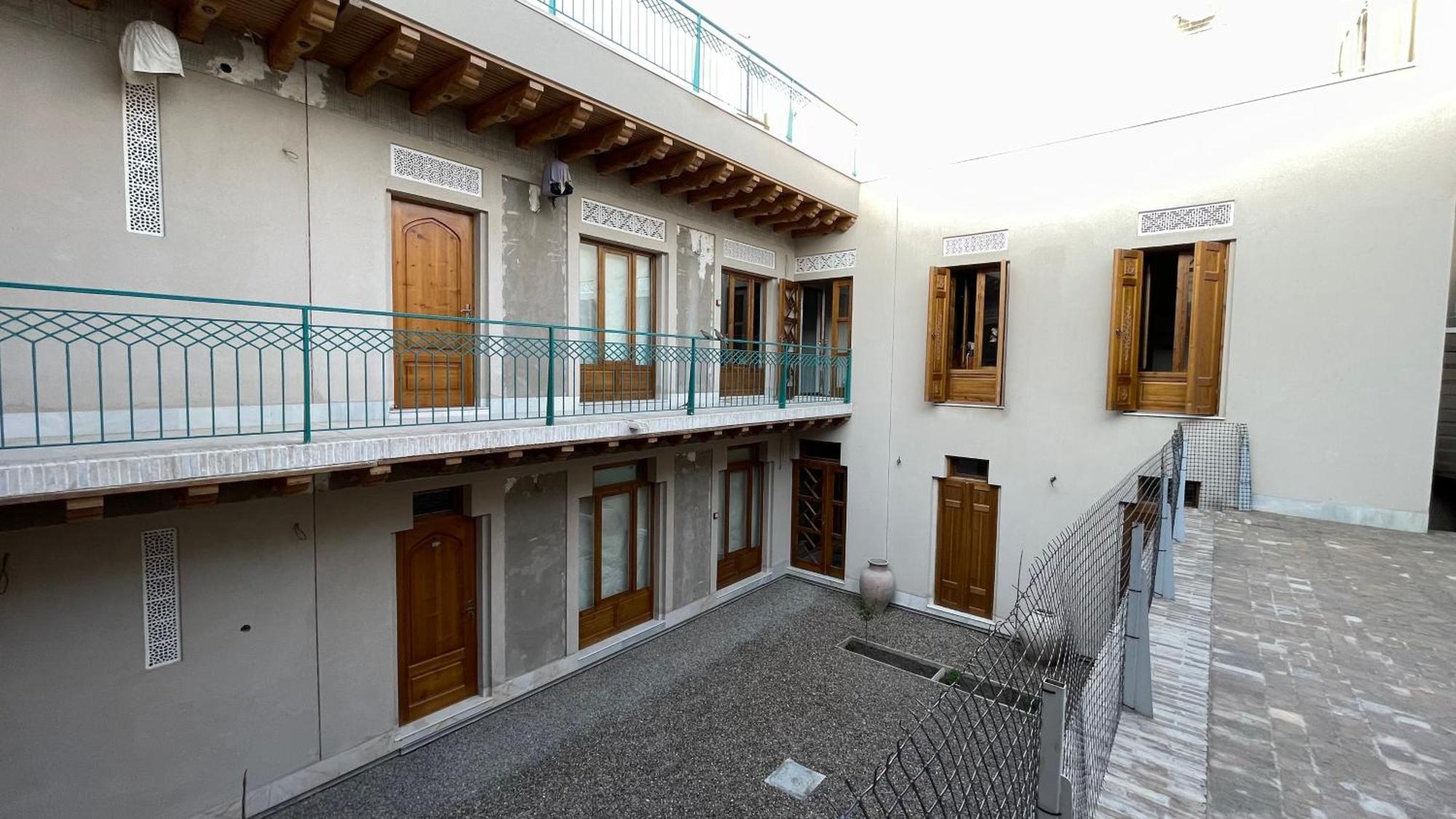 Mahbubakhon Guest House In Old City Buxoro Luaran gambar