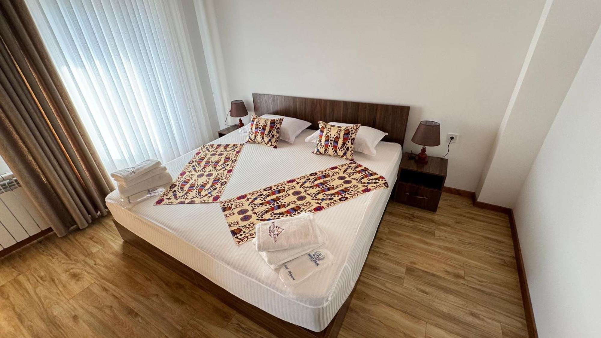 Mahbubakhon Guest House In Old City Buxoro Luaran gambar