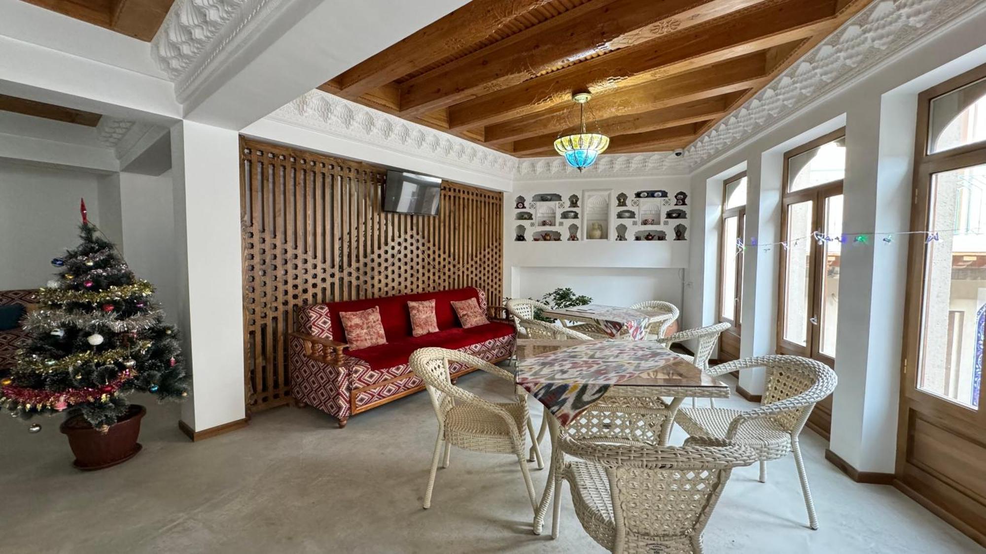 Mahbubakhon Guest House In Old City Buxoro Luaran gambar